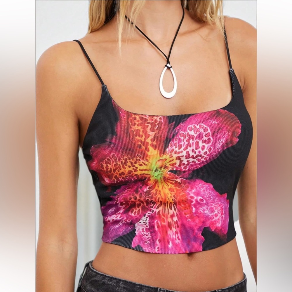 NWT No Label Size L Black Floral Print Camisole Top